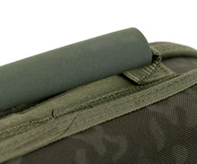 Загрузить изображение в средство просмотра галереи, Сумка-кейс Carp Pro для карповых аксессуаров