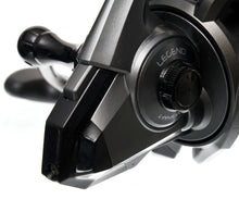 Загрузить изображение в средство просмотра галереи, Катушка фидерная Flagman Legend Feeder