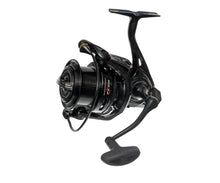 Încărca imaginea în galeria, Mulineta feeder Flagman Squadron Flow Feeder