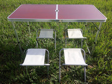 Загрузить изображение в средство просмотра галереи, Большой складной стол с дефектом + 4 стула
