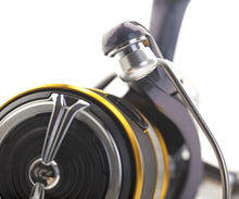 Загрузить изображение в средство просмотра галереи, Катушкa DAIWA 18 Regal LT