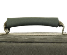 Загрузить изображение в средство просмотра галереи, Большая сумка CARP PRO для 4 карповых катушек