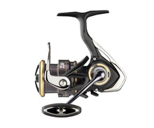 Загрузить изображение в средство просмотра галереи, Катушка DAIWA 20 Legalis LT - Flagmanshop