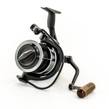 Încărca imaginea în galeria, Карповая катушка OKUMA INC-8000 Baitfeeder - Flagmanshop