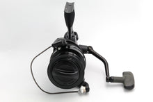 Загрузить изображение в средство просмотра галереи, Катушка OKUMA Powerliner Pro Baitfeeder PLP-8000