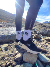 Încărca imaginea în galeria, Șosete termice sportive ROUGH RADICAL Trekker GR