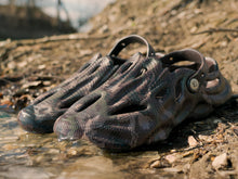 Încărca imaginea în galeria, Sandale tip Crocs Delphin GRIDZ BANX EVA
