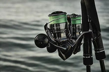 Загрузить изображение в средство просмотра галереи, Катушка Shimano Twin Power FE 4000PG 9+1BB 4.4:1
