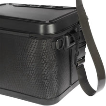 Încărca imaginea în galeria, Сумка FAVORITE Tackle Bakkan BKN 1-20M 20L Black - Flagmanshop
