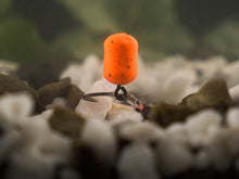 Încărca imaginea în galeria, Wafters Dumbells Bucovina Baits 8-11mm 20g
