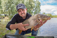 Încărca imaginea în galeria, Карповая прикормка CARP PRO Krill Halibut - Flagmanshop
