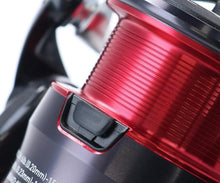 Încărca imaginea în galeria, Катушка DAIWA 20 Fuego LT - Flagmanshop
