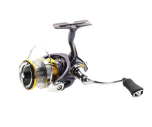 Загрузить изображение в средство просмотра галереи, Катушкa DAIWA 18 Regal LT - Flagmanshop
