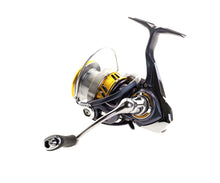 Загрузить изображение в средство просмотра галереи, Катушкa DAIWA 18 Regal LT - Flagmanshop
