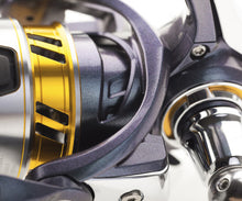 Загрузить изображение в средство просмотра галереи, Катушкa DAIWA 18 Regal LT - Flagmanshop
